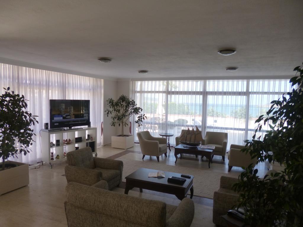 Albayrak Hotel Чесме Екстериор снимка